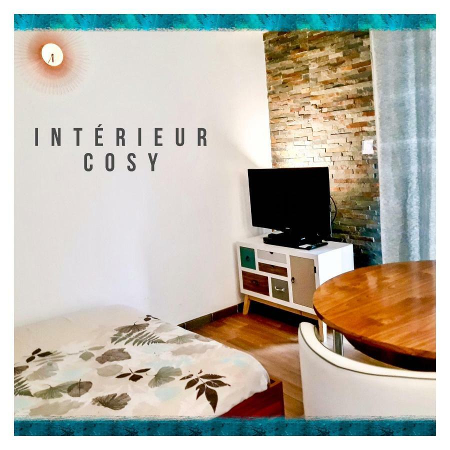 Studio Port D'Hyeres Vue Mer Et Iles De Porquerolles Et Port-Cros מראה חיצוני תמונה